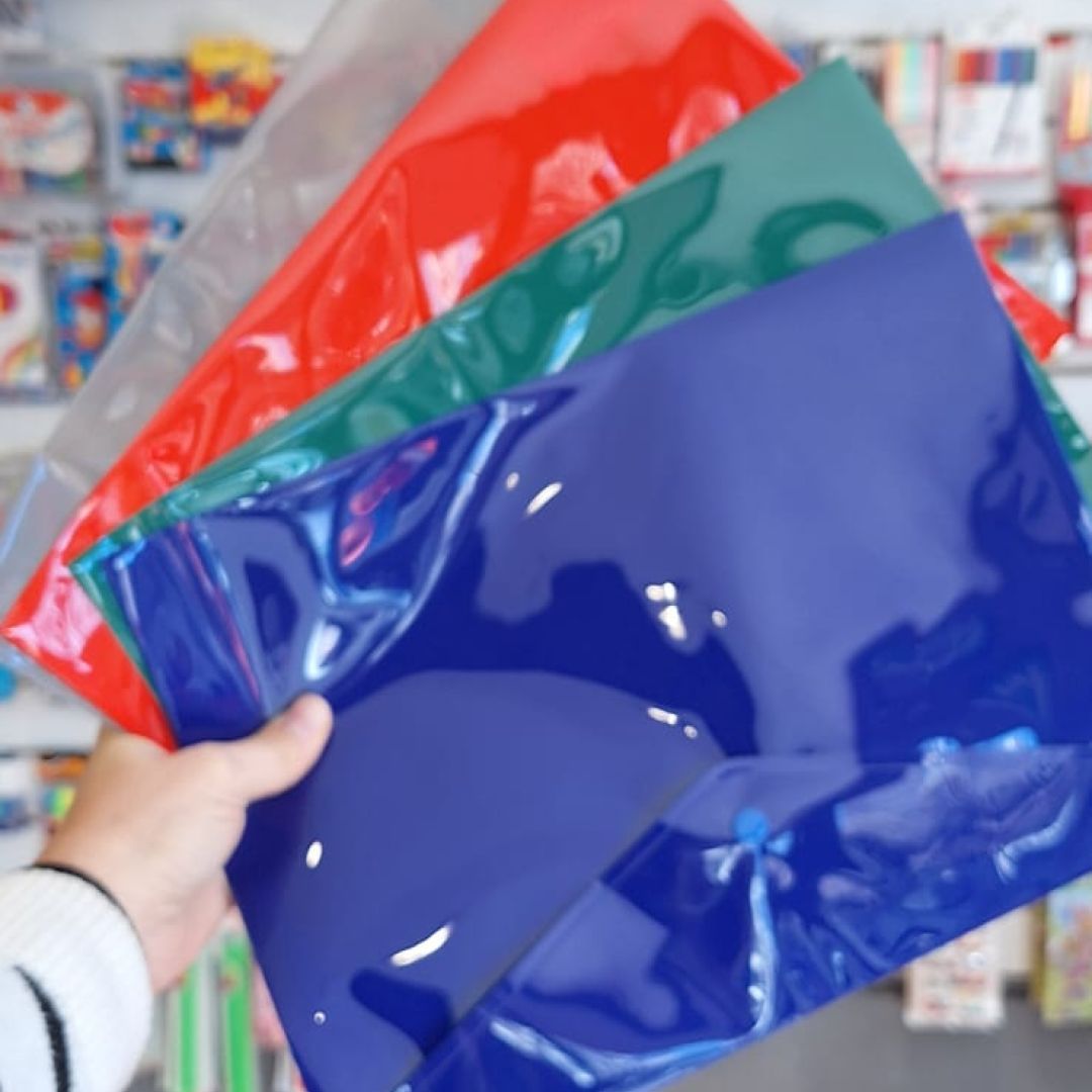 sobre-pvc-cboton-util-uno-ta4-rojo-verde-azul-humo-57477